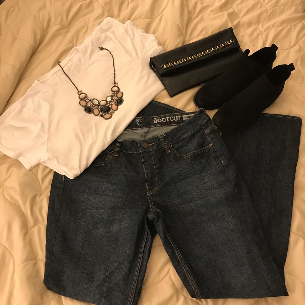 Boot cut blue jean - Picture 2 of 6